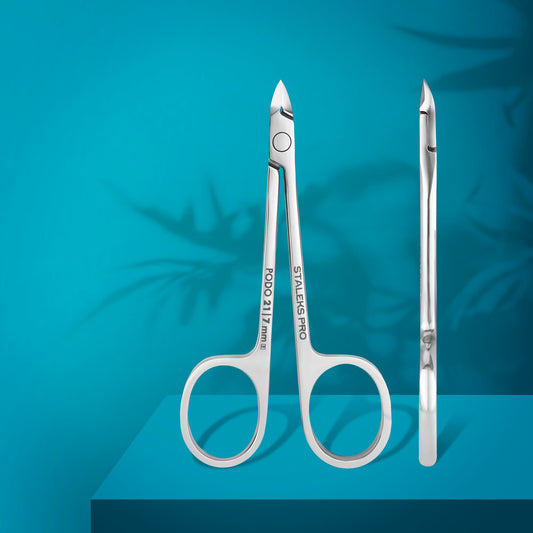 Podology scissors style nippers for cuticle and callus PODO 21 7 mm